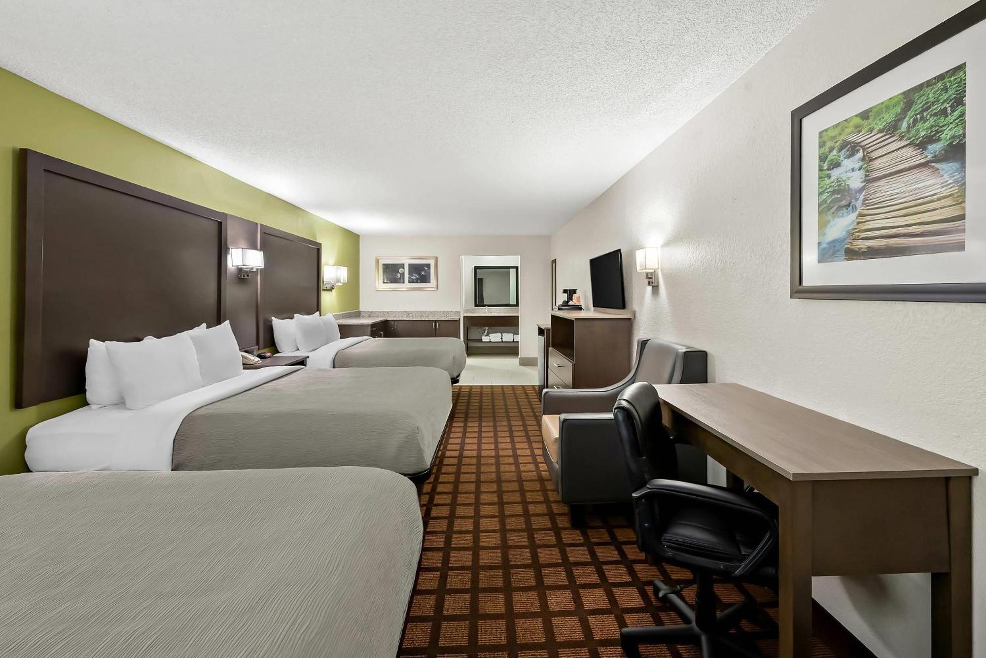 Quality Inn Raeford Εξωτερικό φωτογραφία
